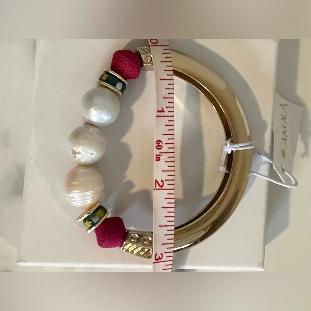 Akola Baroque Pearl Bangle - Picture 9 of 10